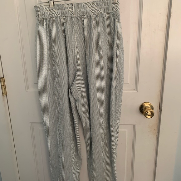 We The Free' Free People Cotton Seersucker White & blue striped Pull on Pants M - Picture 3 of 9